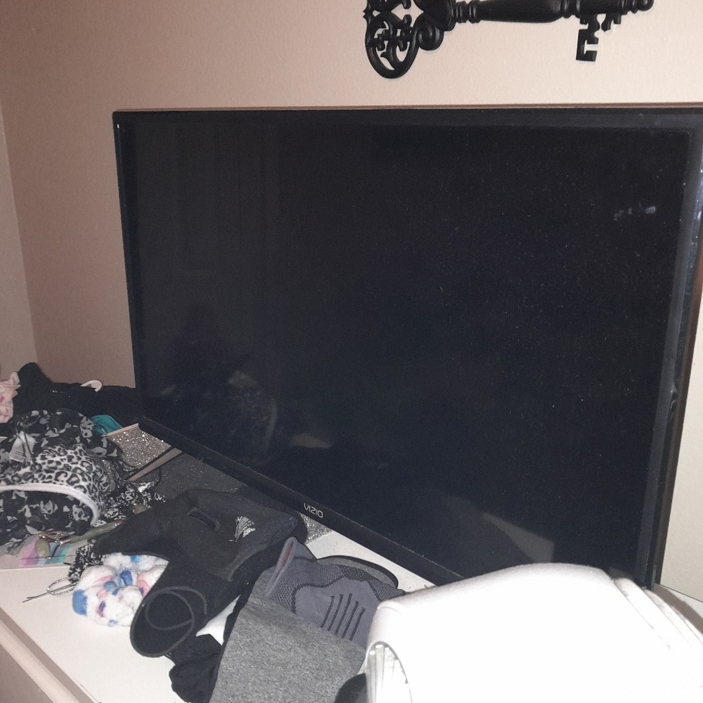 Reserved for KWest. Parts for tv